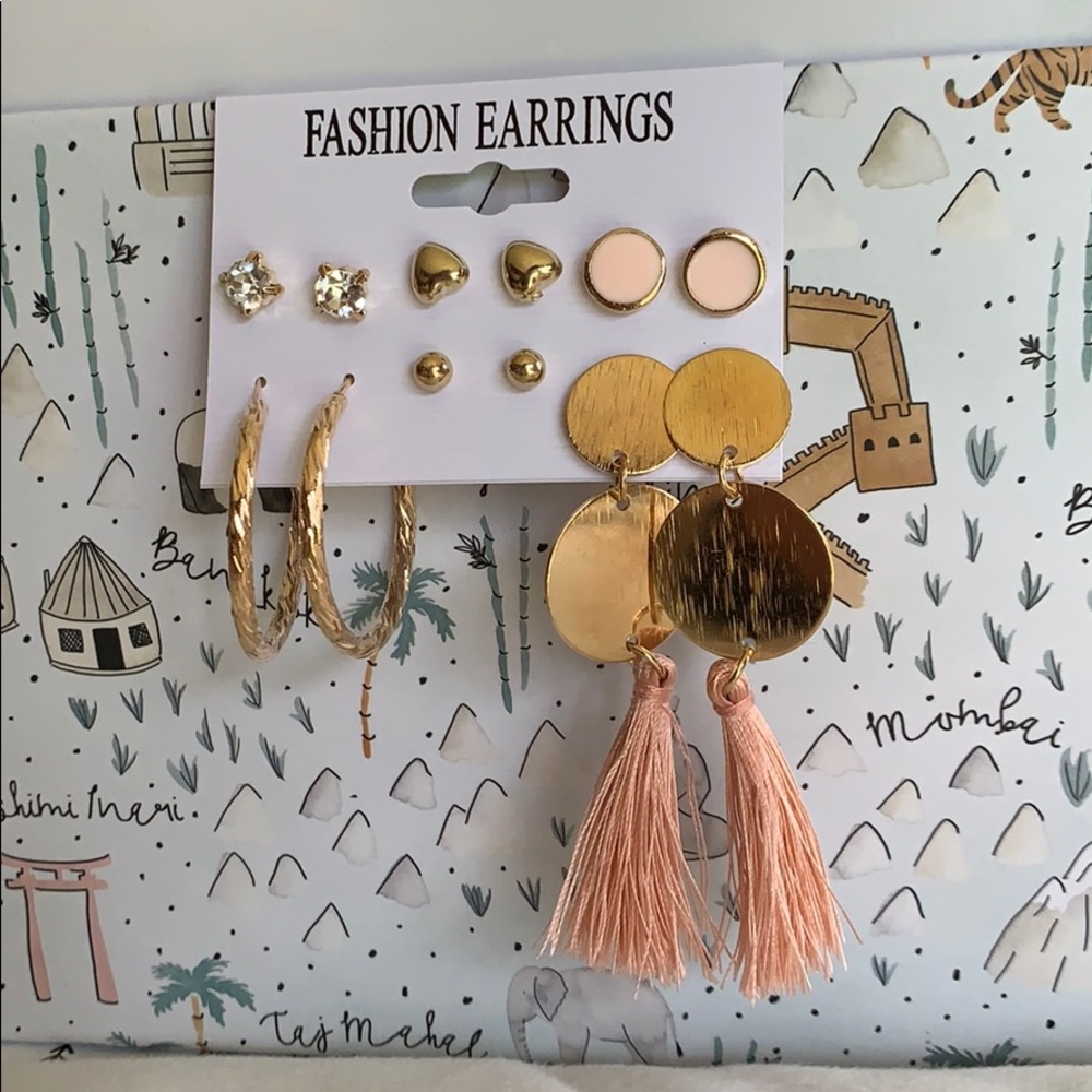3/$25 💖Set of 6 earrings💖
